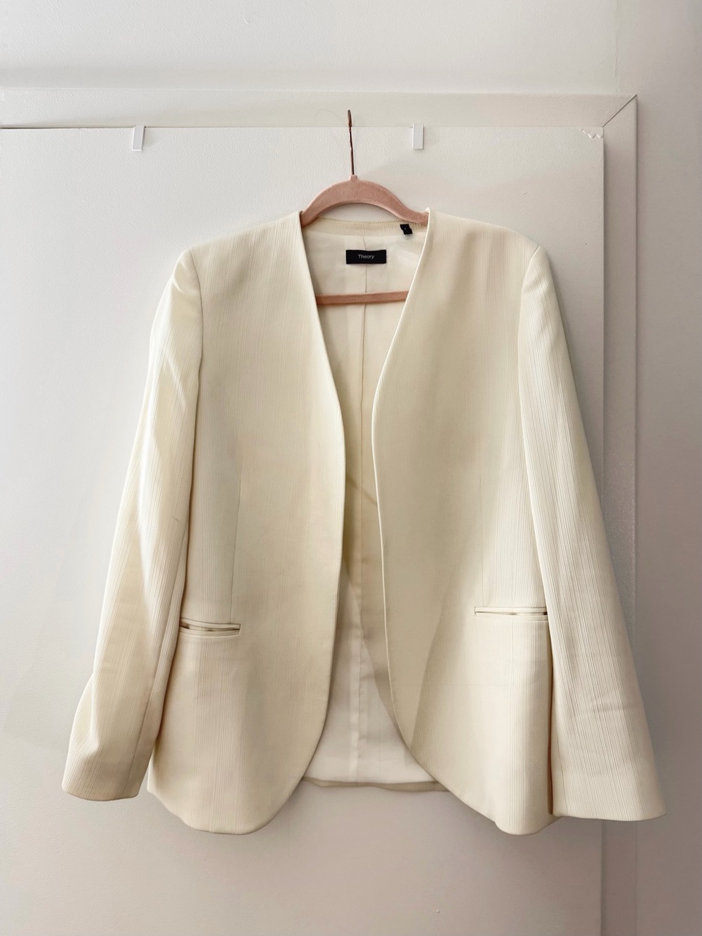 Theory Cream Open V-Neck Blazer Jacket
